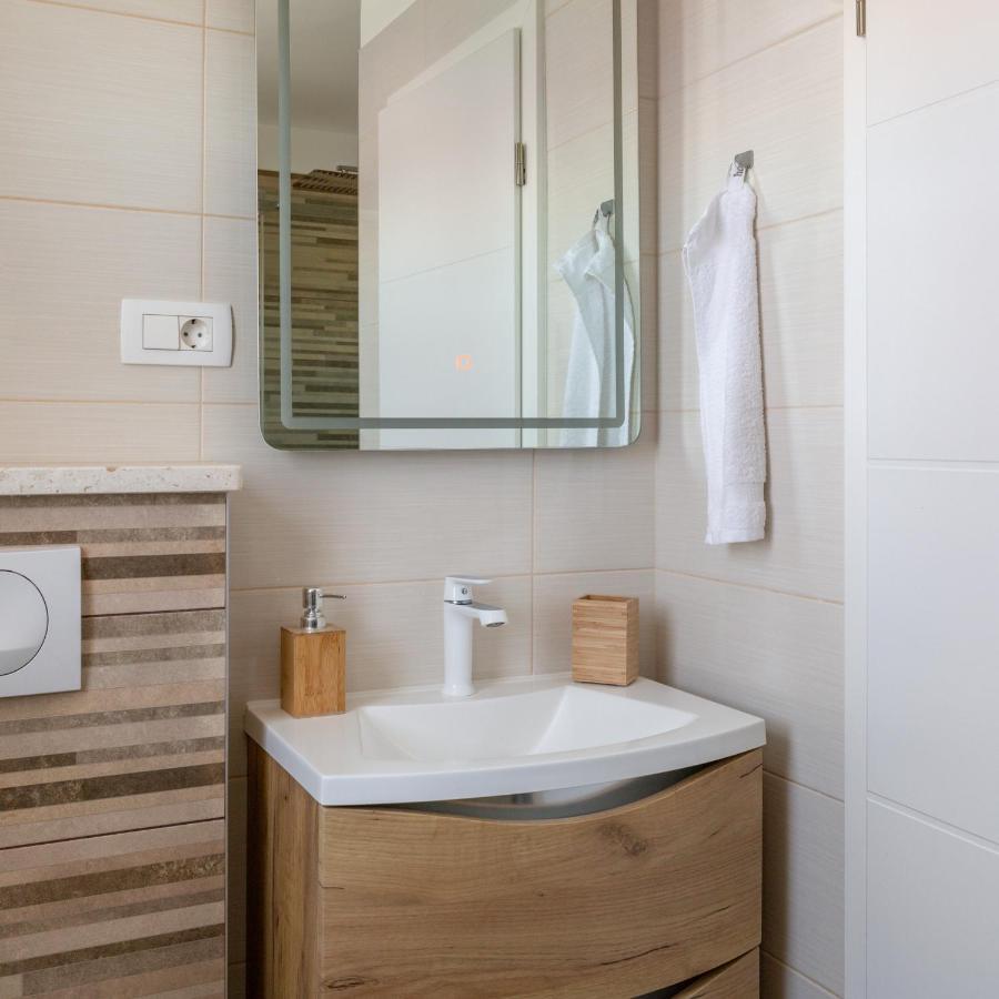 Metily Apartment Split Extérieur photo