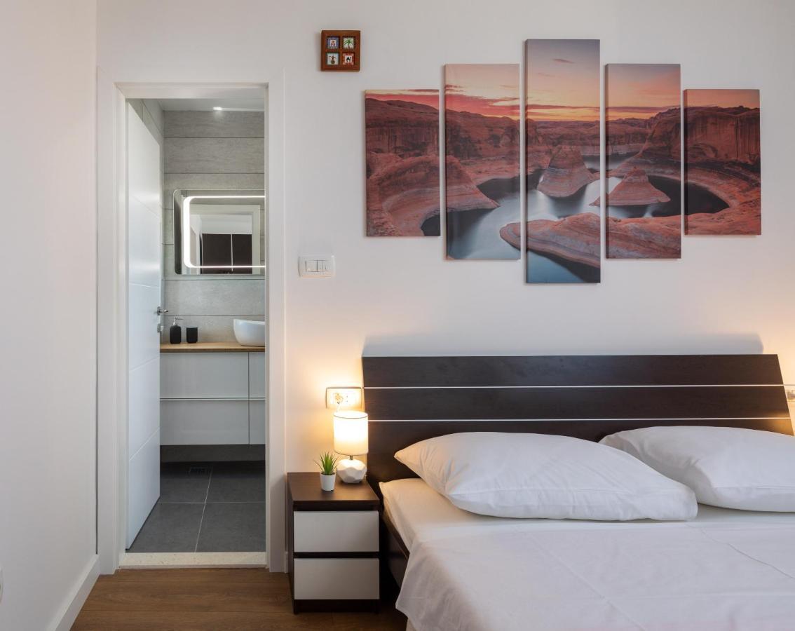 Metily Apartment Split Extérieur photo