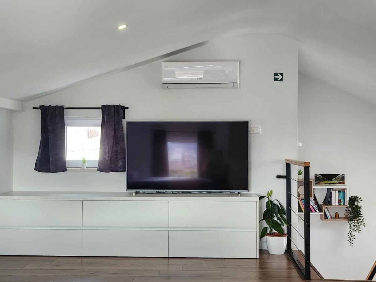 Metily Apartment Split Extérieur photo